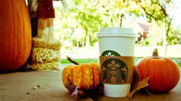 starbucks-pumpkin-spice-latte